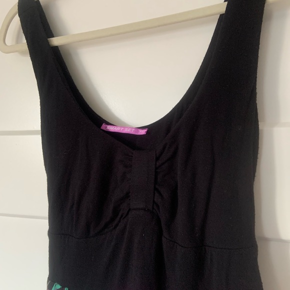 Casual summer dress black and floral - Picture 2 of 6